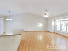 3967 156th St W in Rosemount, MN - Foto de edificio - Building Photo