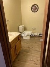 2405 S Capri St in Wichita, KS - Building Photo - Building Photo