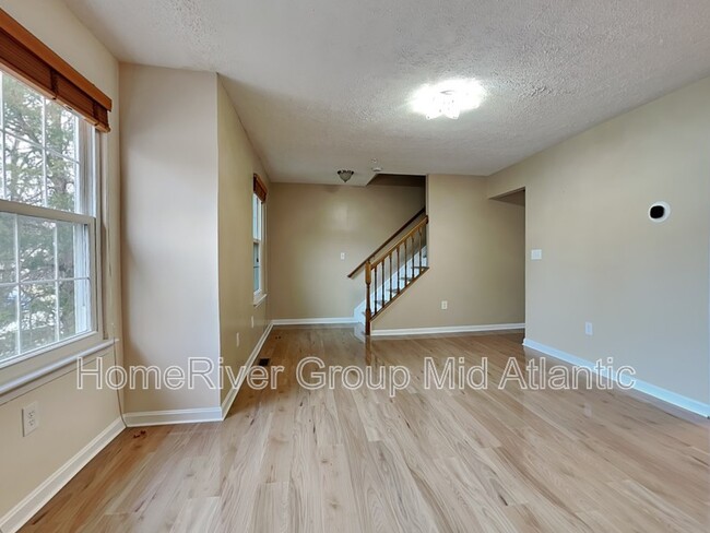 2106 Colonel Way in Odenton, MD - Building Photo - Building Photo