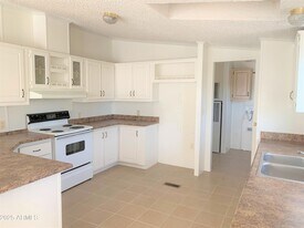 1225 N San Marcos Dr in Apache Junction, AZ - Building Photo