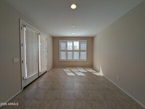 5631 Cinder Brk Wy in Florence, AZ - Building Photo - Building Photo