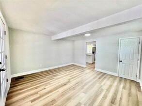 4123 Amber Rd in Valrico, FL - Building Photo - Building Photo