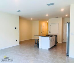 54 Bella Oaks Dr in Port Orange, FL - Building Photo - Building Photo