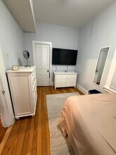 3318 N Kenmore Ave, Unit 1 in Chicago, IL - Foto de edificio - Building Photo