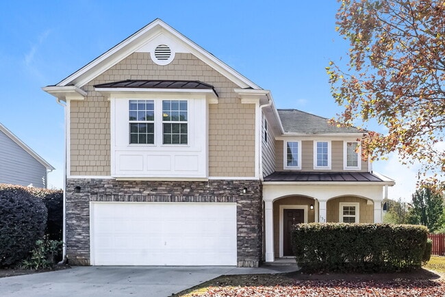 property at 157 Paxton Pl