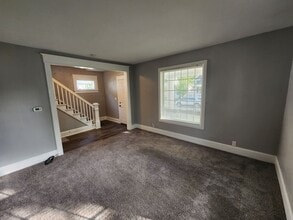 1631 28th Ave in Moline, IL - Building Photo - Building Photo