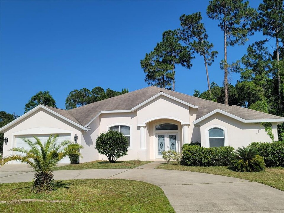 12 Bennett Ln in Palm Coast, FL - Building Photo