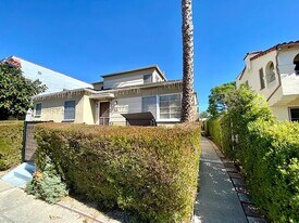 624 N Spaulding Ave, Unit 624.5 in Los Angeles, CA - Building Photo