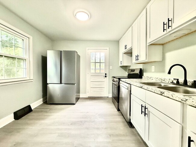 2202 Guess Rd in Durham, NC - Building Photo - Building Photo