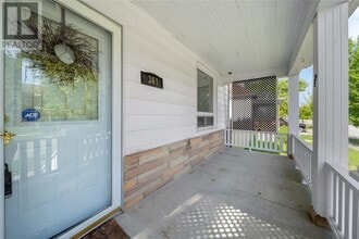 361 Devine St in Sarnia, ON - Building Photo - Building Photo