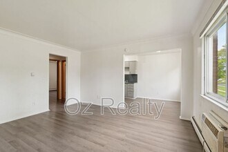 1733 Christian Ave in Toledo, OH - Building Photo - Building Photo