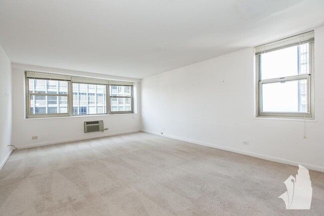 property at 253 E Delaware Pl