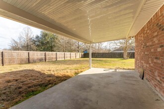 30078 Leslie St in Albany, LA - Building Photo - Building Photo