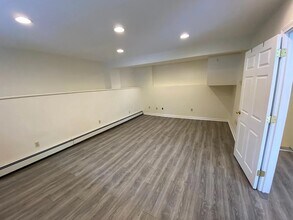 247 South St in Waltham, MA - Building Photo - Building Photo