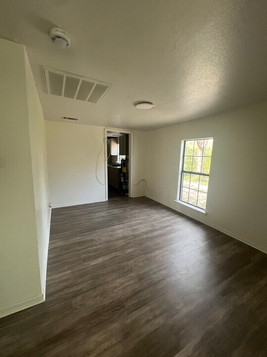 1827 Wood Ave in Waco, TX - Building Photo