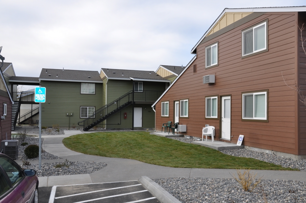 Sagebrush Apartments - Buttercreek in Hermiston, OR - Building Photo