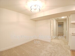 6349 King Wynd SW in Edmonton, AB - Building Photo - Building Photo