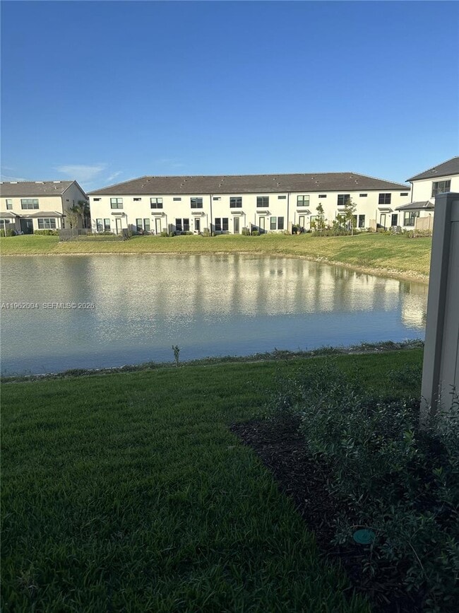 2163 Appleton Cir S in Oakland Park, FL - Building Photo - Building Photo