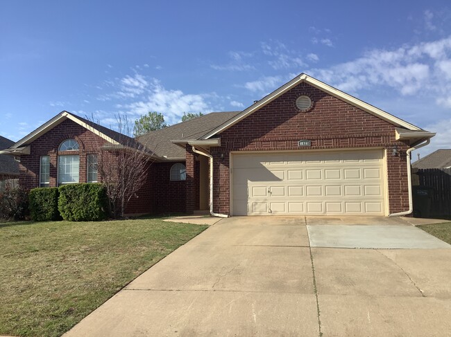 property at 1825 Sagewood Dr