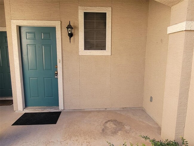 2100 Pipers Field Dr in Austin, TX - Building Photo - Building Photo