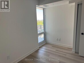 5-705 Lakeview Ave in Toronto, ON - Building Photo - Building Photo