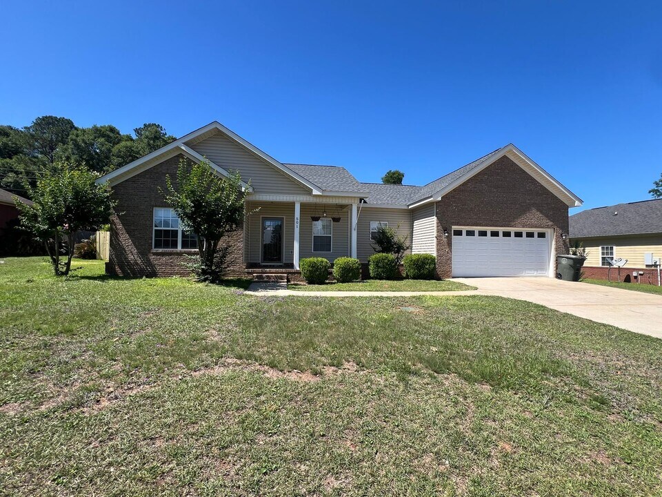 501 E Morningview Dr in Enterprise, AL - Building Photo