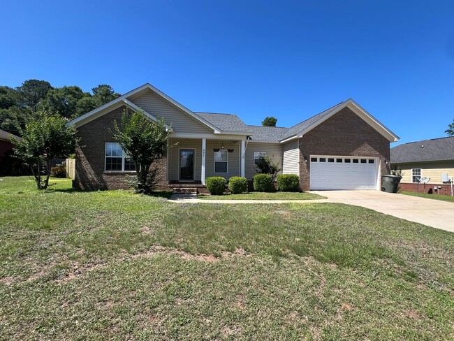 property at 501 E Morningview Dr