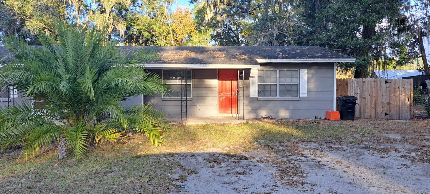 4131 NW 7th St-Unit -4131 in Gainesville, FL - Building Photo