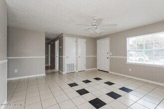 10757 Mareeba Rd in Jacksonville, FL - Building Photo - Building Photo