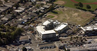 Ashland Place in San Leandro, CA - Building Photo