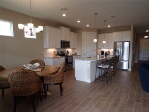 16048 Crofton Spgs Wy in Port Charlotte, FL - Building Photo - Building Photo