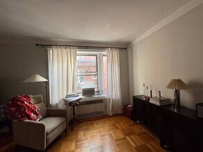 50 Ocean Pkwy in Brooklyn, NY - Building Photo - Building Photo