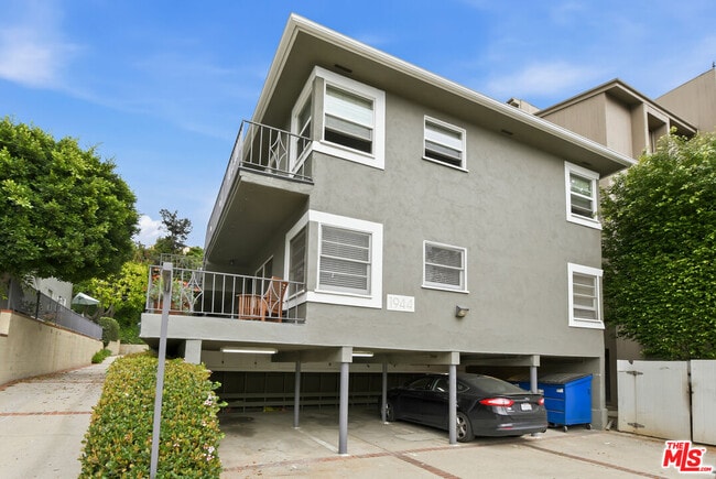 property at 1944 S Beverly Glen Blvd