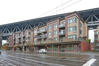 The Eastlake in Seattle, WA - Building Photo - Building Photo