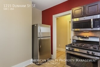 1215 Dunham St SE in Grand Rapids, MI - Building Photo - Building Photo