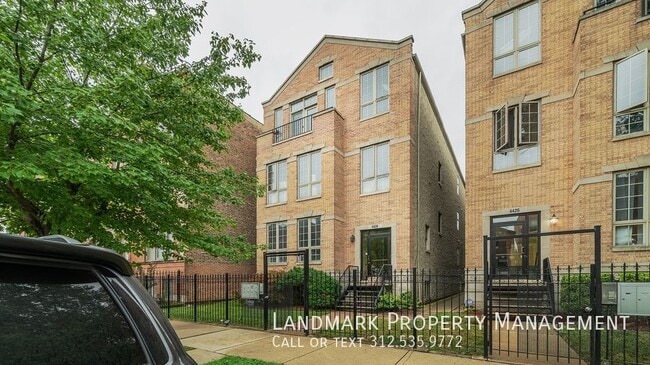 property at 4428 S Calumet Ave