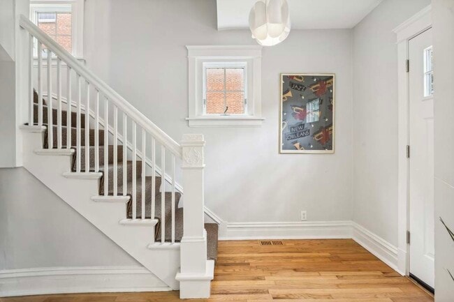 2429 Central St in Evanston, IL - Building Photo - Building Photo