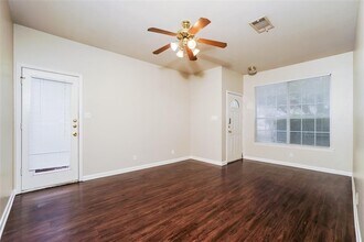 2403 Curry Loop in Round Rock, TX - Building Photo - Building Photo