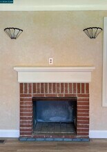 192 Viewmont Ave in Vallejo, CA - Building Photo - Building Photo