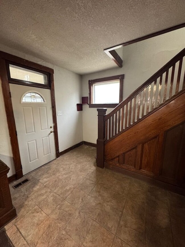 2118 Drexel Ave in Fort Wayne, IN - Building Photo - Building Photo