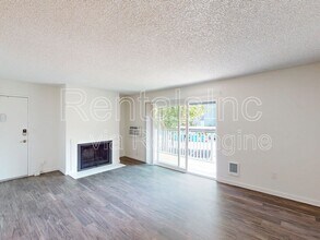 521 Alameda del Prado in Novato, CA - Building Photo - Building Photo