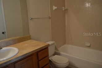 1091 S Hiawassee Rd-Unit -227 in Orlando, FL - Building Photo - Building Photo