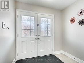 15 Temple Manor Rd in Brampton, ON - Building Photo - Building Photo