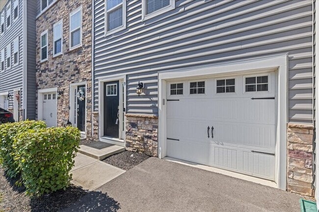 9 Venice Ln in Mount Laurel, NJ - Building Photo - Building Photo