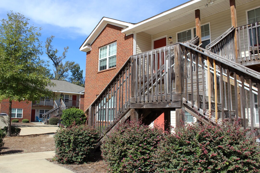 Crystal Falls in Columbus, GA - Building Photo