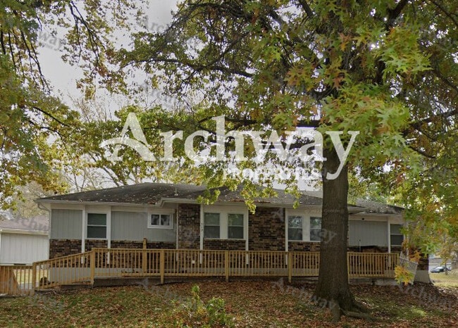 property at 319 S 73 Dr