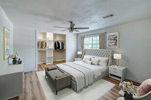 1104 Cortez St in Denison, TX - Building Photo