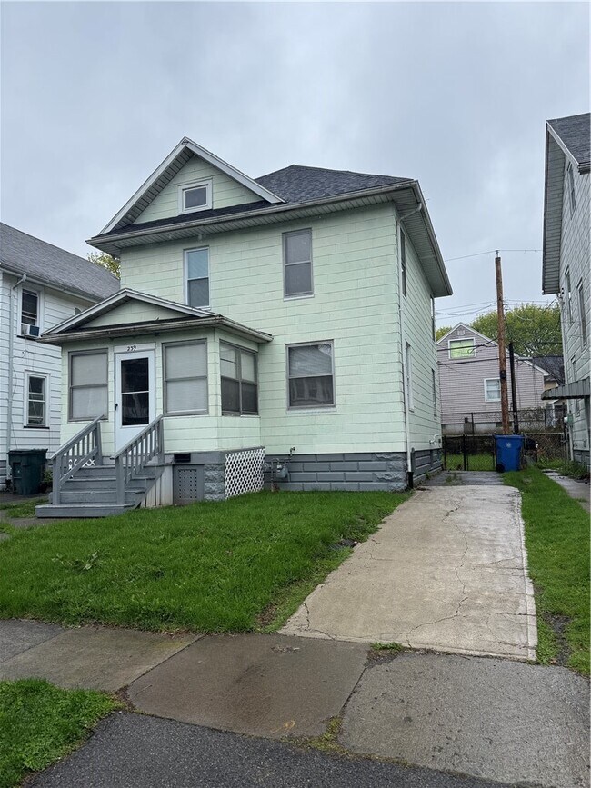 239 Weyl St in Rochester, NY - Building Photo - Building Photo