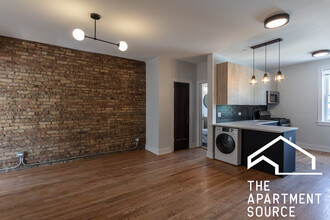 4007 N Lowell Ave, Unit 1W in Chicago, IL - Building Photo - Building Photo