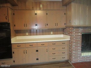 2869 Charing Rd in Columbus, OH - Building Photo - Building Photo